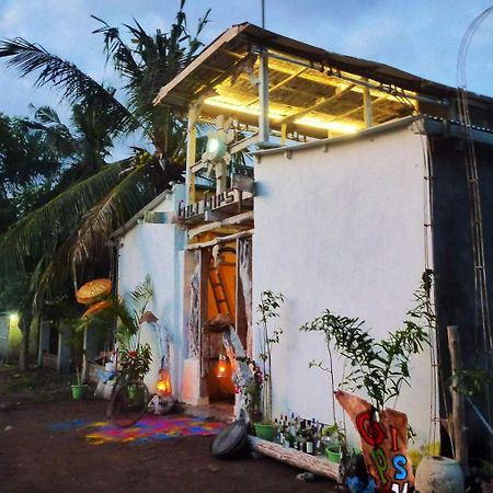 Gipsy Backpackers Hostel Quần đảo Gili Ngoại thất bức ảnh