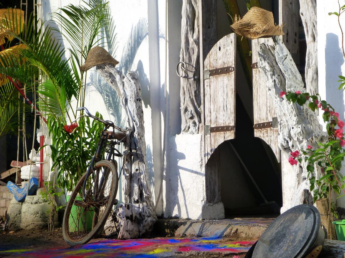 Gipsy Backpackers Hostel Quần đảo Gili Ngoại thất bức ảnh